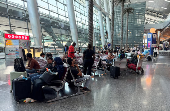 红盘 卡塔尔航空首席执行官：所有因冲突而改道航班的乘客在24小时内被安排到新航班
