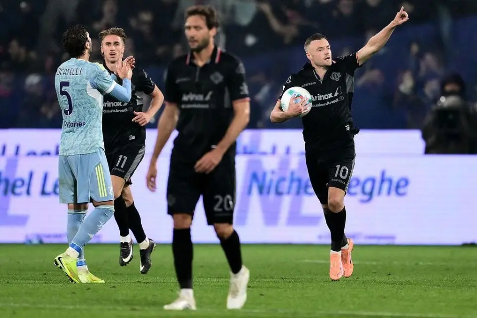 七星 动容！38岁瓦尔迪3轮2球意甲乱杀 扛翻27岁意国脚+奔袭半场破尤文